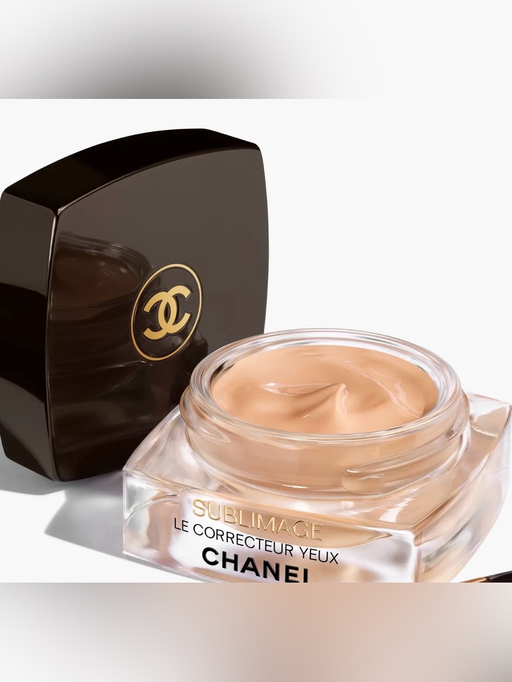 CHANEL SUBLIMAGE LE CORRECTEUR YEUX
Radiance-generating Care Concealer 30